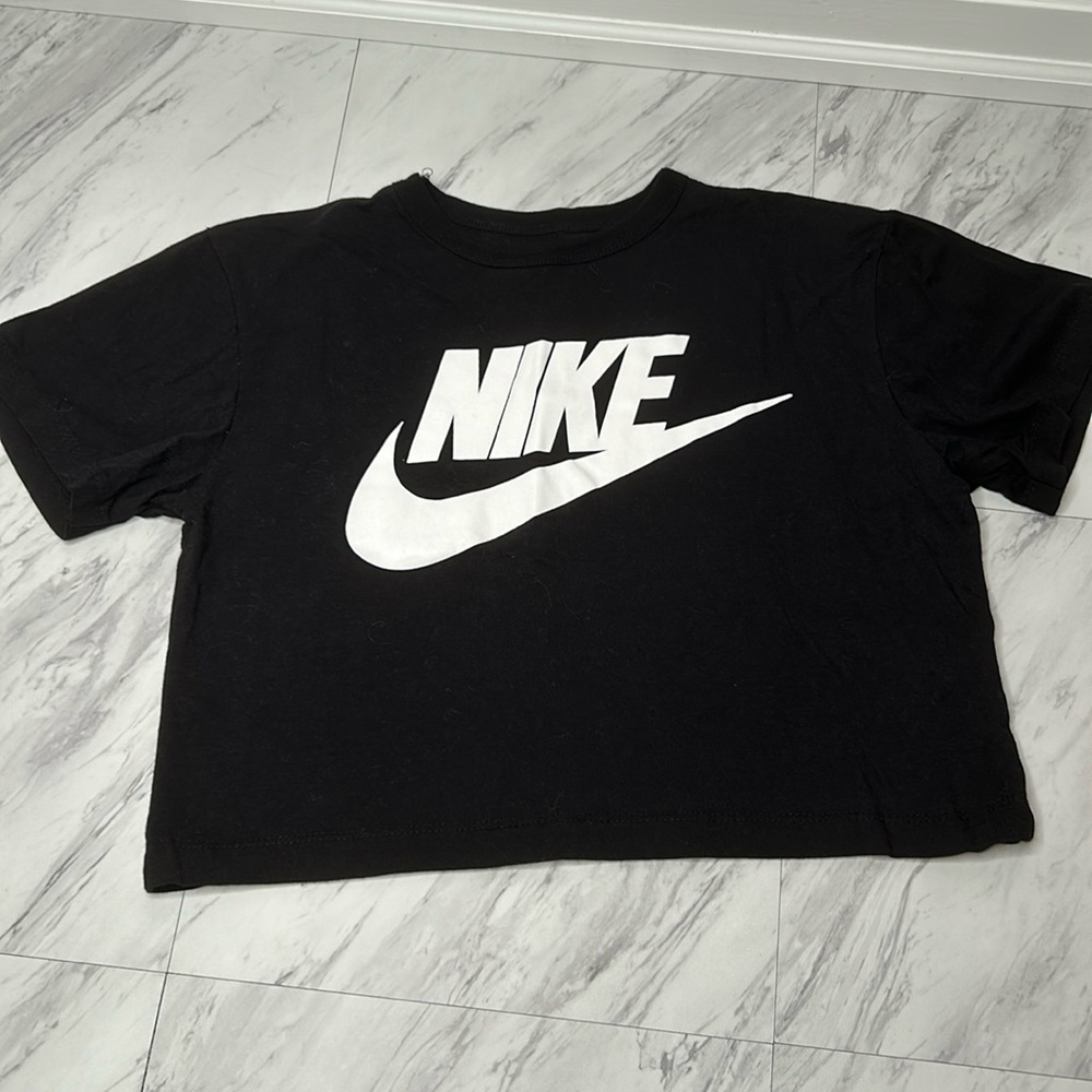 Nike Black and White Crop Top